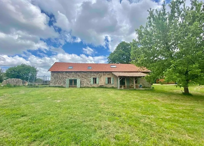 Ferienhaus Spacious Family With Private Pool, Garden And Forest, Dordogne Countryside